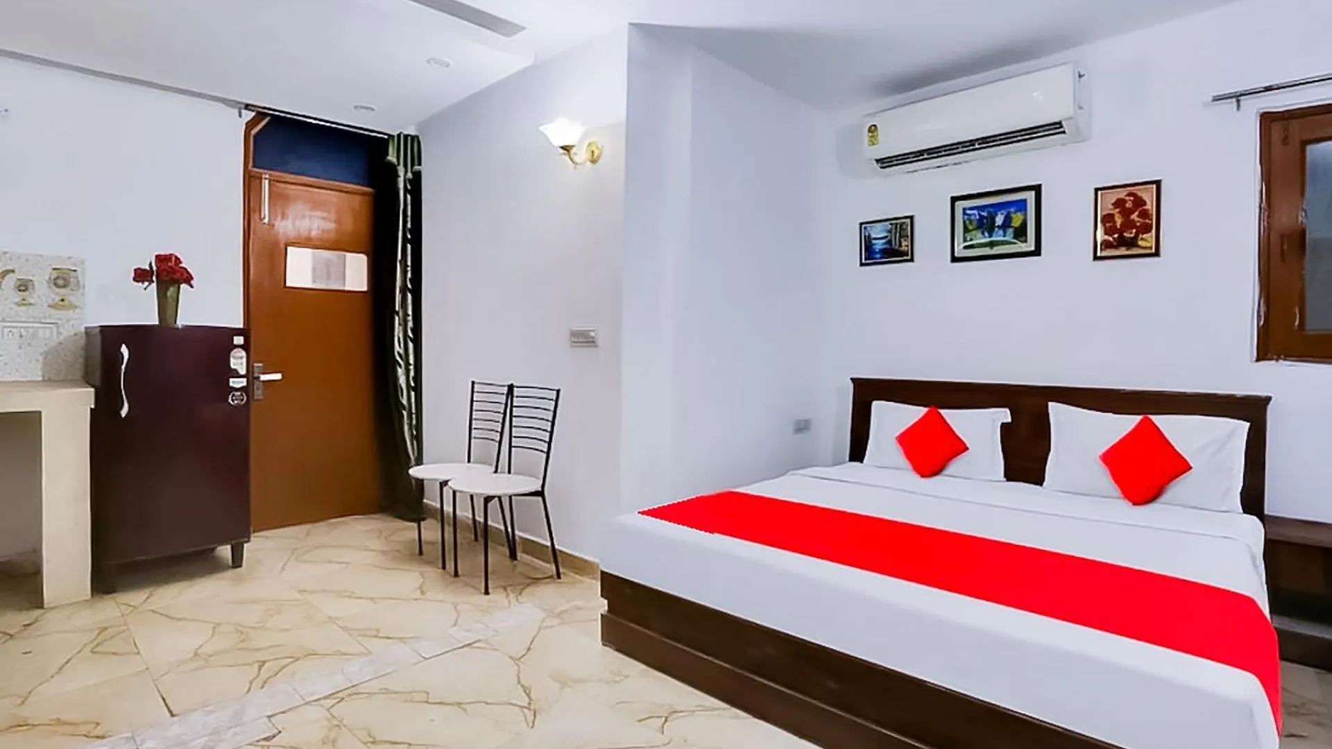 *** Hotel C-49 Hauz Khas Inn India