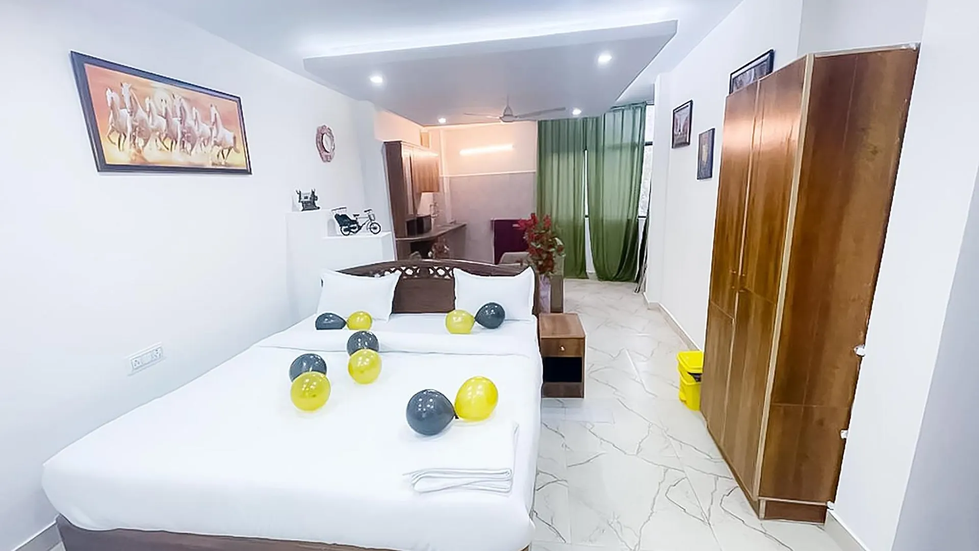 C-49 Hauz Khas Inn